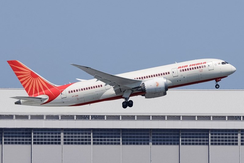 【三才新语】从印航空难，看见人类文明的难题