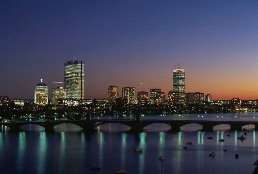 2023年美國最富裕的15個城市