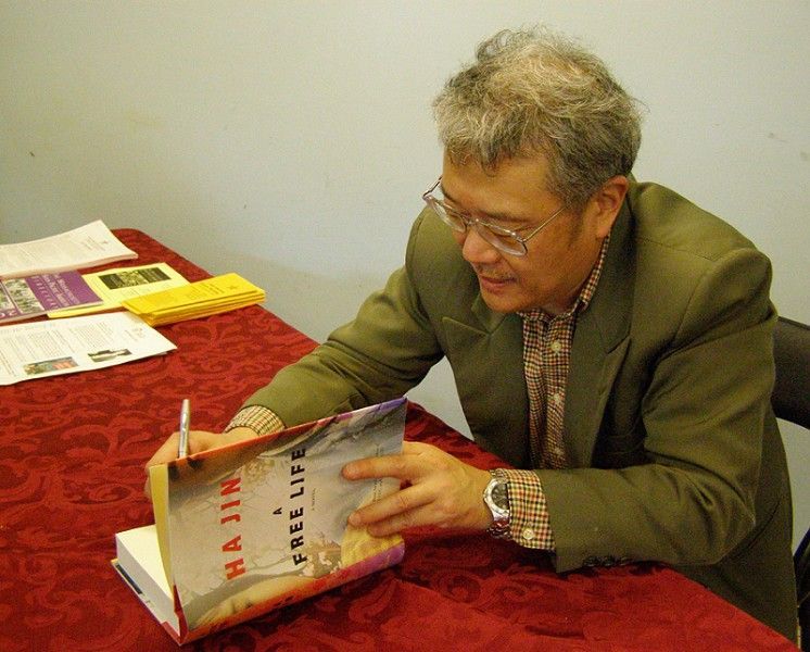 《自由生活》一个消极的哈金有什么错